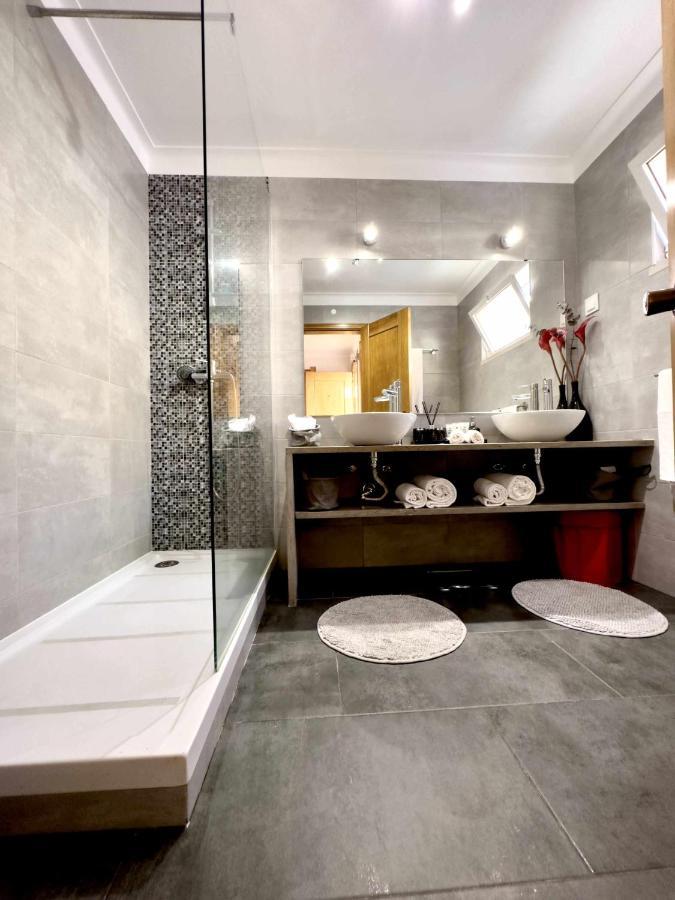Holidays Penthouse Sea View Apartament *